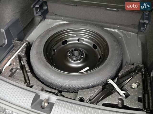 Черный Фольксваген Тигуан, объемом двигателя 2 л и пробегом 149 тыс. км за 16800 $, фото 41 на Automoto.ua