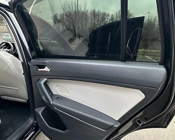 Черный Фольксваген Тигуан, объемом двигателя 1.98 л и пробегом 80 тыс. км за 25000 $, фото 30 на Automoto.ua