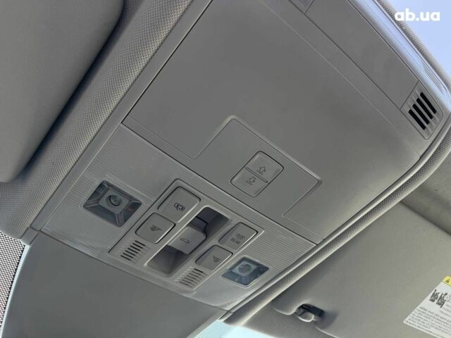 Черный Фольксваген Тигуан, объемом двигателя 2 л и пробегом 161 тыс. км за 25690 $, фото 30 на Automoto.ua