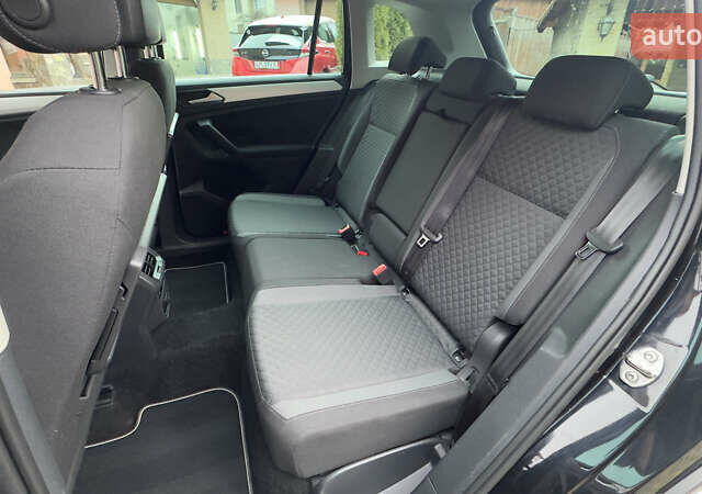 Чорний Фольксваген Тігуан, об'ємом двигуна 1.98 л та пробігом 258 тис. км за 23300 $, фото 55 на Automoto.ua