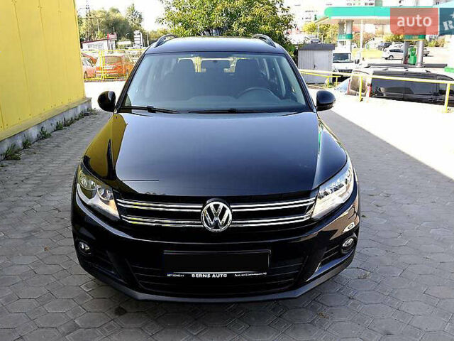Черный Фольксваген Тигуан, объемом двигателя 2 л и пробегом 84 тыс. км за 17400 $, фото 1 на Automoto.ua