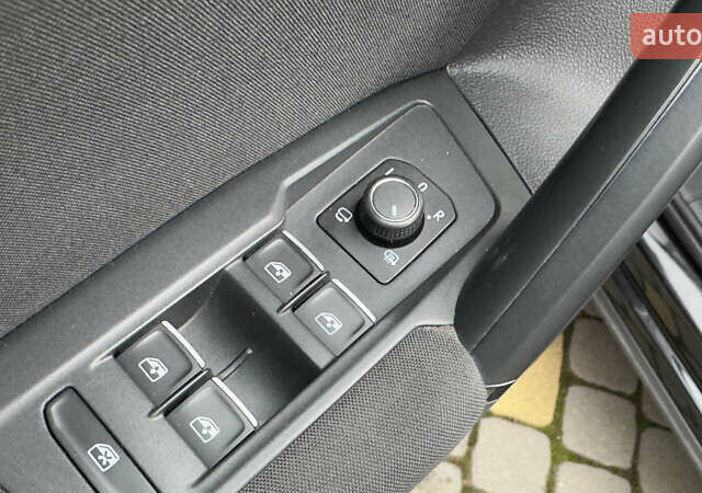 Чорний Фольксваген Тігуан, об'ємом двигуна 1.98 л та пробігом 258 тис. км за 23300 $, фото 52 на Automoto.ua