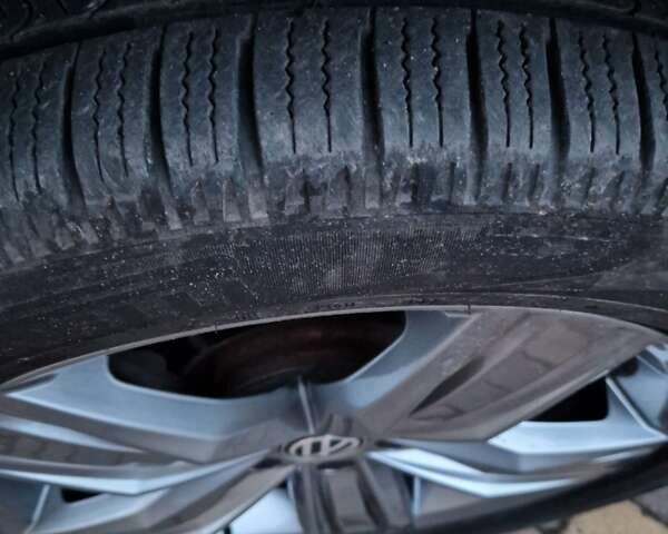 Черный Фольксваген Тигуан, объемом двигателя 1.98 л и пробегом 116 тыс. км за 18900 $, фото 23 на Automoto.ua