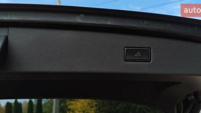 Чорний Фольксваген Тігуан, об'ємом двигуна 1.98 л та пробігом 314 тис. км за 15200 $, фото 27 на Automoto.ua