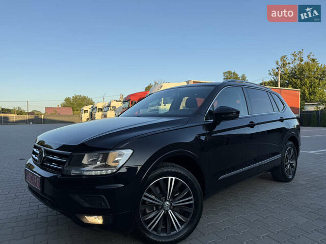 Черный Фольксваген Тигуан, объемом двигателя 2 л и пробегом 231 тыс. км за 16300 $, фото 61 на Automoto.ua