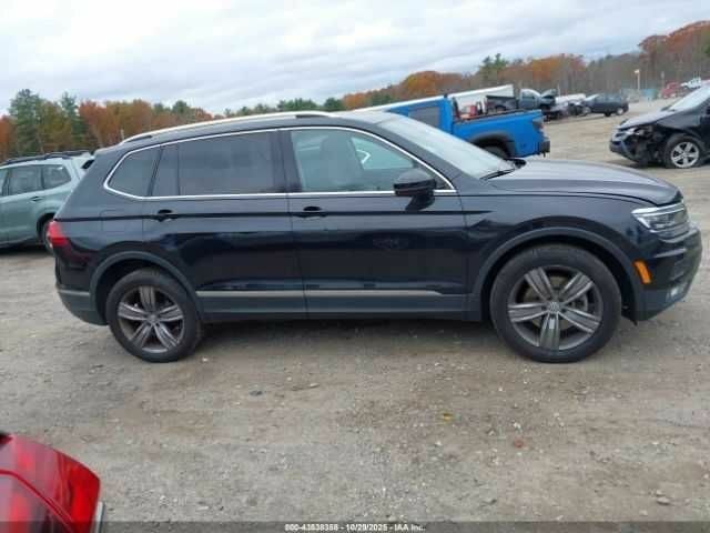 Черный Фольксваген Тигуан, объемом двигателя 2 л и пробегом 42 тыс. км за 14000 $, фото 13 на Automoto.ua