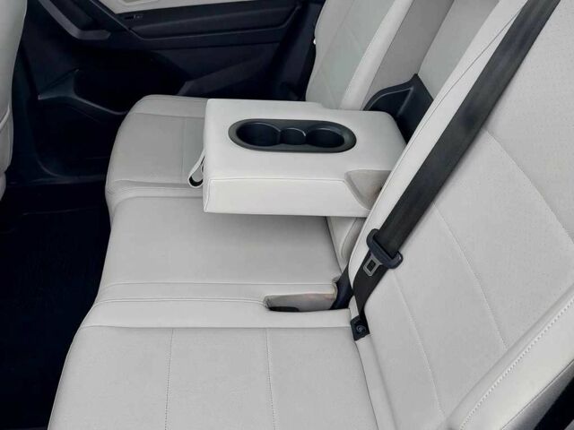 Черный Фольксваген Тигуан, объемом двигателя 2 л и пробегом 76 тыс. км за 9300 $, фото 9 на Automoto.ua