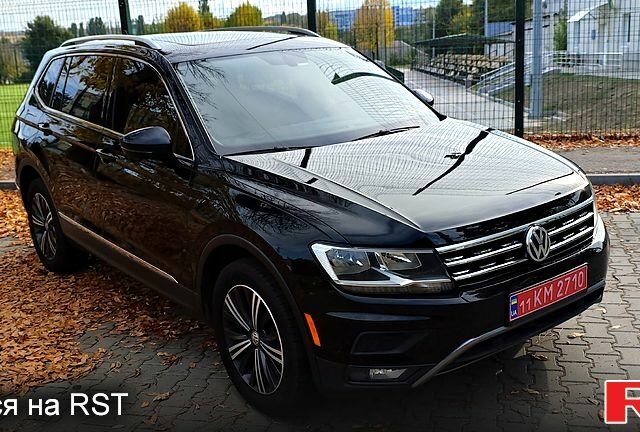 Черный Фольксваген Тигуан, объемом двигателя 2 л и пробегом 314 тыс. км за 15200 $, фото 6 на Automoto.ua