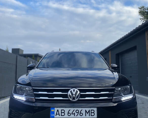 Черный Фольксваген Тигуан, объемом двигателя 1.98 л и пробегом 135 тыс. км за 19500 $, фото 5 на Automoto.ua