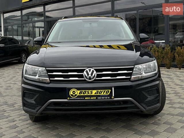 Черный Фольксваген Тигуан, объемом двигателя 1.98 л и пробегом 272 тыс. км за 16200 $, фото 1 на Automoto.ua