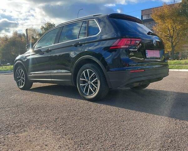 Черный Фольксваген Тигуан, объемом двигателя 1.98 л и пробегом 196 тыс. км за 21700 $, фото 14 на Automoto.ua