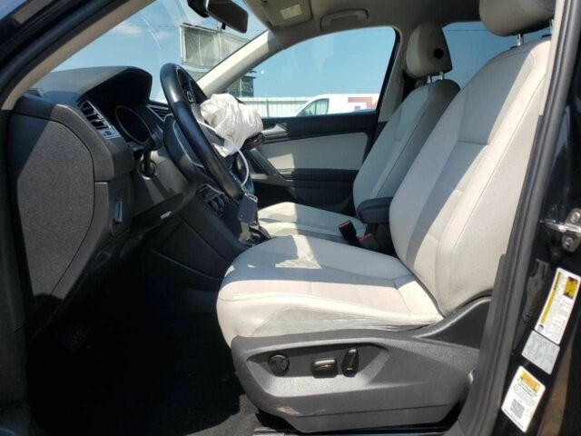 Черный Фольксваген Тигуан, объемом двигателя 2 л и пробегом 74 тыс. км за 3500 $, фото 6 на Automoto.ua