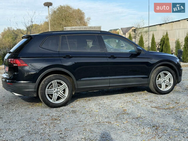 Черный Фольксваген Тигуан, объемом двигателя 2 л и пробегом 70 тыс. км за 16700 $, фото 9 на Automoto.ua
