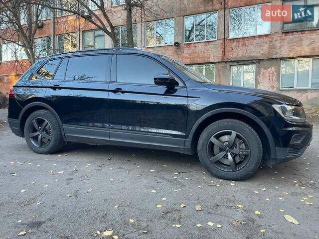 Черный Фольксваген Тигуан, объемом двигателя 1.98 л и пробегом 89 тыс. км за 18500 $, фото 38 на Automoto.ua