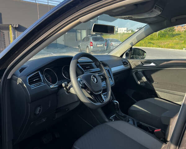 Черный Фольксваген Тигуан, объемом двигателя 1.98 л и пробегом 101 тыс. км за 15300 $, фото 14 на Automoto.ua