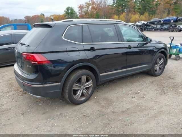 Черный Фольксваген Тигуан, объемом двигателя 2 л и пробегом 42 тыс. км за 14000 $, фото 3 на Automoto.ua