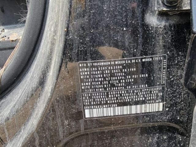 Черный Фольксваген Тигуан, объемом двигателя 0 л и пробегом 140 тыс. км за 12000 $, фото 5 на Automoto.ua