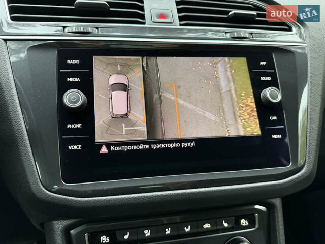 Фольксваген Тигуан 2019 в Киеве на Automoto.ua Черный Фольксваген Тигуан, объемом двигателя 2 л и пробегом 120 тыс. км за 32799 $, фото 100 на Automoto.ua