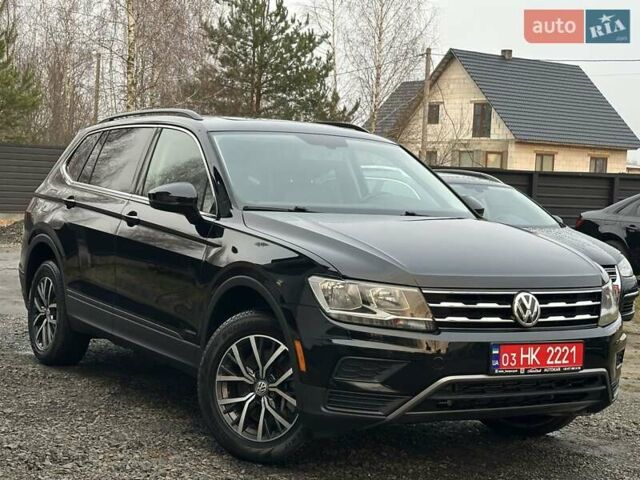 Чорний Фольксваген Тігуан, об'ємом двигуна 2 л та пробігом 200 тис. км за 15900 $, фото 12 на Automoto.ua