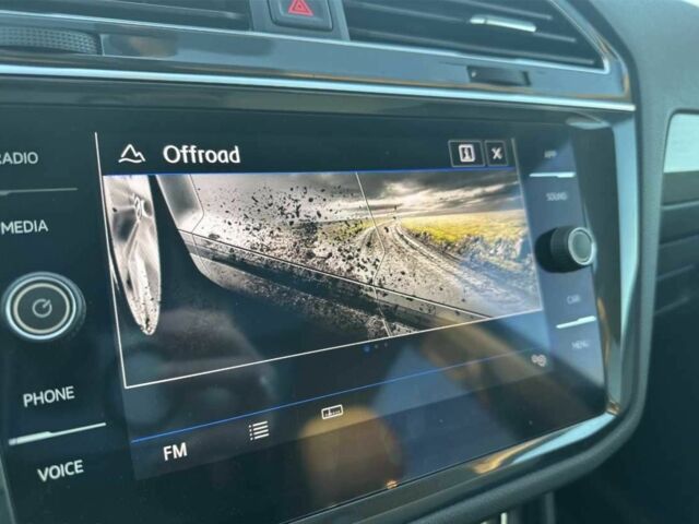 Черный Фольксваген Тигуан, объемом двигателя 2 л и пробегом 109 тыс. км за 11800 $, фото 12 на Automoto.ua