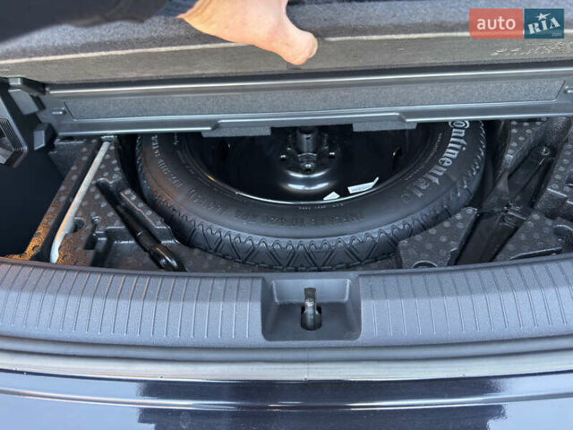 Черный Фольксваген Тигуан, объемом двигателя 2 л и пробегом 231 тыс. км за 16300 $, фото 16 на Automoto.ua