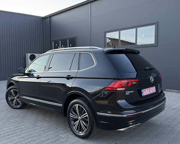 Черный Фольксваген Тигуан, объемом двигателя 2 л и пробегом 231 тыс. км за 16300 $, фото 66 на Automoto.ua