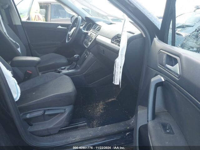 Чорний Фольксваген Тігуан, об'ємом двигуна 2 л та пробігом 115 тис. км за 10100 $, фото 8 на Automoto.ua