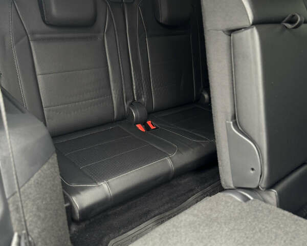 Черный Фольксваген Тигуан, объемом двигателя 1.98 л и пробегом 71 тыс. км за 18999 $, фото 26 на Automoto.ua