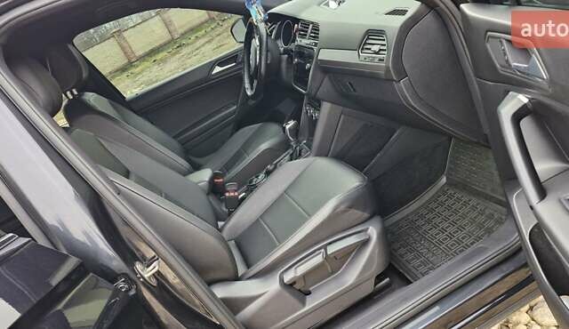 Черный Фольксваген Тигуан, объемом двигателя 2 л и пробегом 82 тыс. км за 21500 $, фото 10 на Automoto.ua