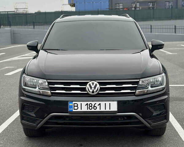 Черный Фольксваген Тигуан, объемом двигателя 1.98 л и пробегом 71 тыс. км за 18999 $, фото 1 на Automoto.ua