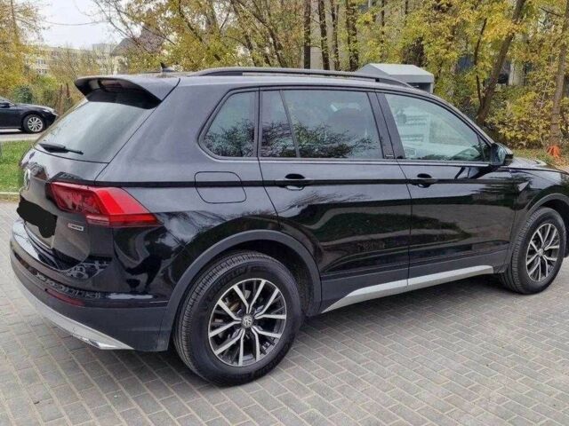 Черный Фольксваген Тигуан, объемом двигателя 2 л и пробегом 103 тыс. км за 15000 $, фото 3 на Automoto.ua