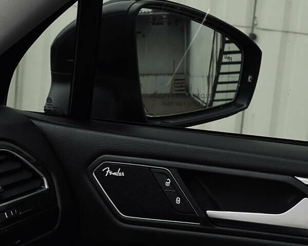 Чорний Фольксваген Тігуан, об'ємом двигуна 1.98 л та пробігом 101 тис. км за 19600 $, фото 16 на Automoto.ua