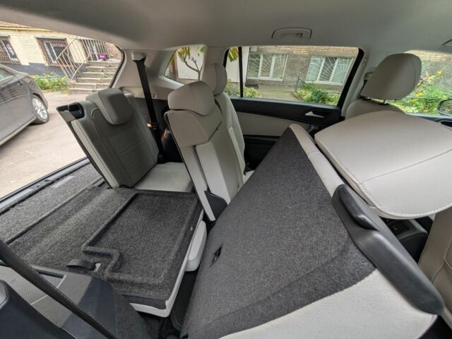 Черный Фольксваген Тигуан, объемом двигателя 2 л и пробегом 53 тыс. км за 20000 $, фото 10 на Automoto.ua