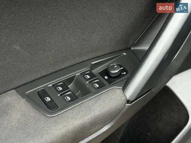 Черный Фольксваген Тигуан, объемом двигателя 1.98 л и пробегом 125 тыс. км за 19500 $, фото 28 на Automoto.ua