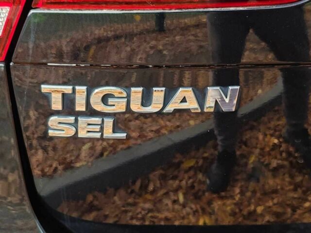 Черный Фольксваген Тигуан, объемом двигателя 2 л и пробегом 314 тыс. км за 14700 $, фото 12 на Automoto.ua