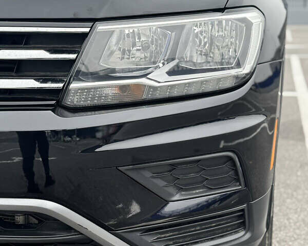 Черный Фольксваген Тигуан, объемом двигателя 1.98 л и пробегом 71 тыс. км за 18999 $, фото 5 на Automoto.ua