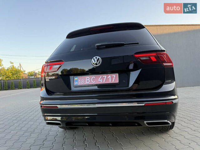 Черный Фольксваген Тигуан, объемом двигателя 2 л и пробегом 231 тыс. км за 16300 $, фото 67 на Automoto.ua