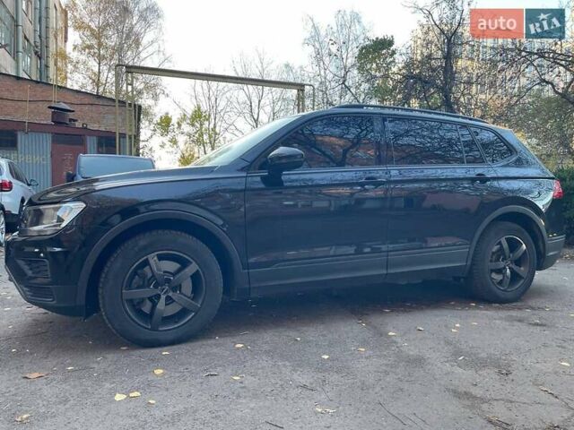Черный Фольксваген Тигуан, объемом двигателя 1.98 л и пробегом 89 тыс. км за 18500 $, фото 36 на Automoto.ua