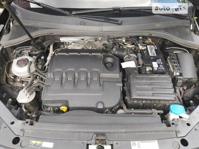 Черный Фольксваген Тигуан, объемом двигателя 1.98 л и пробегом 203 тыс. км за 23500 $, фото 6 на Automoto.ua