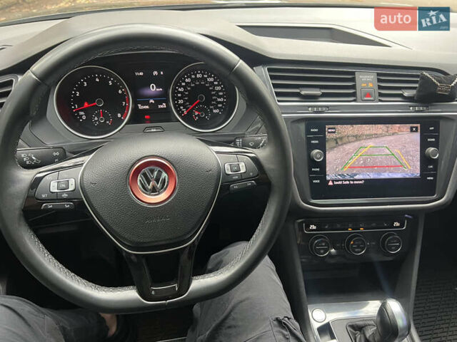 Черный Фольксваген Тигуан, объемом двигателя 1.98 л и пробегом 123 тыс. км за 18500 $, фото 9 на Automoto.ua