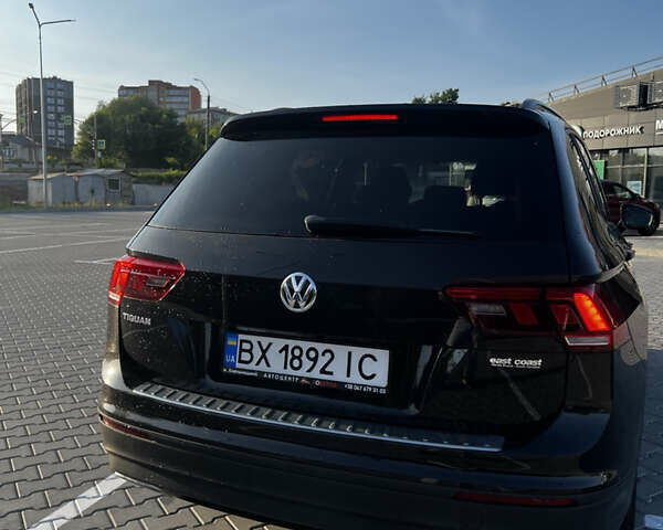 Черный Фольксваген Тигуан, объемом двигателя 1.98 л и пробегом 101 тыс. км за 15300 $, фото 11 на Automoto.ua