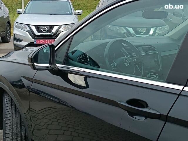 Черный Фольксваген Тигуан, объемом двигателя 2 л и пробегом 190 тыс. км за 23200 $, фото 16 на Automoto.ua