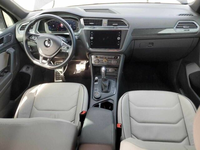 Черный Фольксваген Тигуан, объемом двигателя 0 л и пробегом 29 тыс. км за 12000 $, фото 7 на Automoto.ua