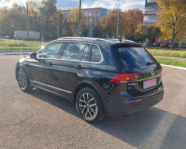 Черный Фольксваген Тигуан, объемом двигателя 1.98 л и пробегом 197 тыс. км за 20900 $, фото 2 на Automoto.ua