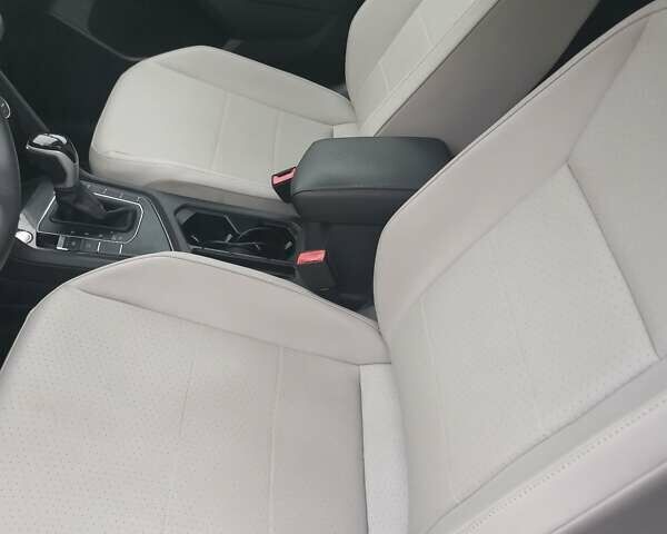 Черный Фольксваген Тигуан, объемом двигателя 2 л и пробегом 87 тыс. км за 20300 $, фото 15 на Automoto.ua