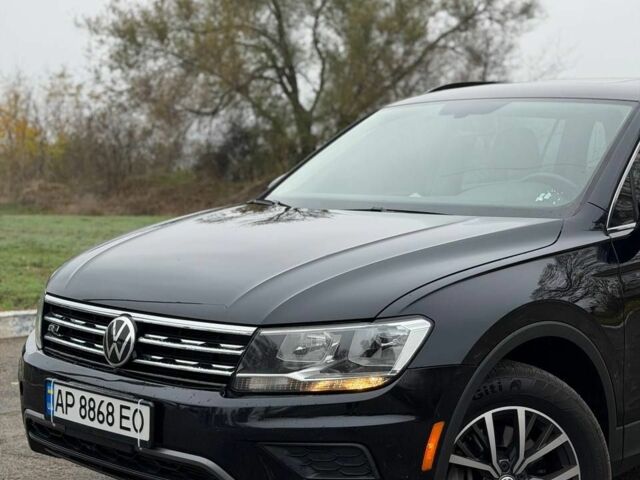 Черный Фольксваген Тигуан, объемом двигателя 2 л и пробегом 77 тыс. км за 503 $, фото 2 на Automoto.ua