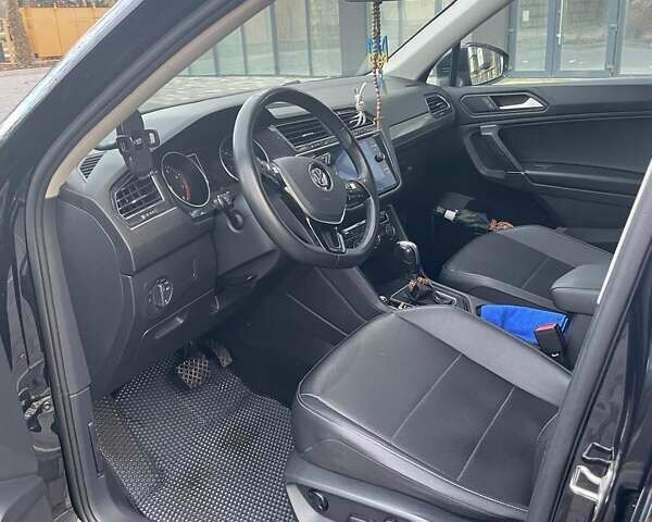 Черный Фольксваген Тигуан, объемом двигателя 1.98 л и пробегом 133 тыс. км за 22000 $, фото 9 на Automoto.ua