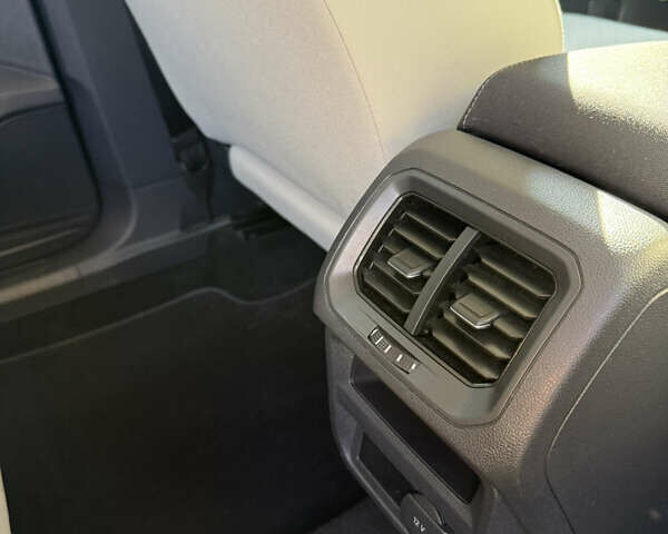 Черный Фольксваген Тигуан, объемом двигателя 2 л и пробегом 55 тыс. км за 19800 $, фото 5 на Automoto.ua