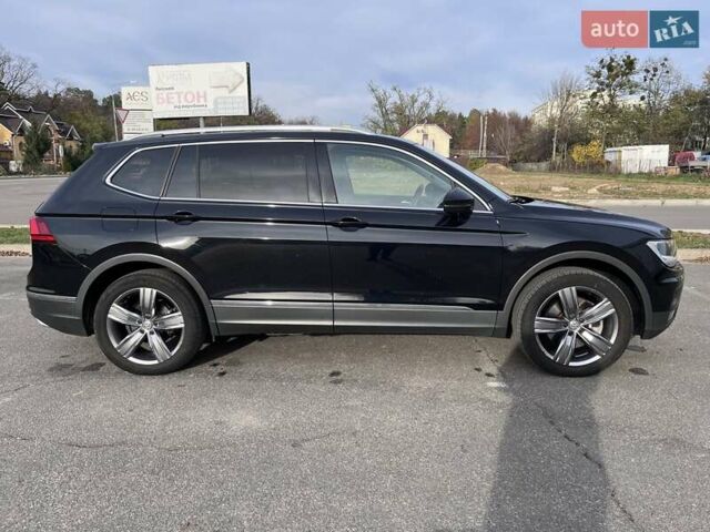 Черный Фольксваген Тигуан, объемом двигателя 2 л и пробегом 66 тыс. км за 24000 $, фото 3 на Automoto.ua