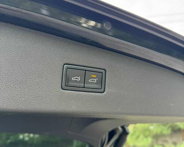 Чорний Фольксваген Тігуан, об'ємом двигуна 2 л та пробігом 223 тис. км за 27799 $, фото 17 на Automoto.ua